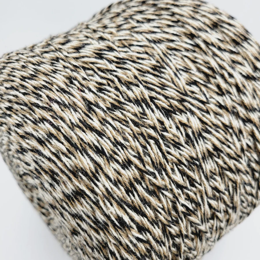 50% BABY ALPACA, 50% YAK WOOL - Image 2