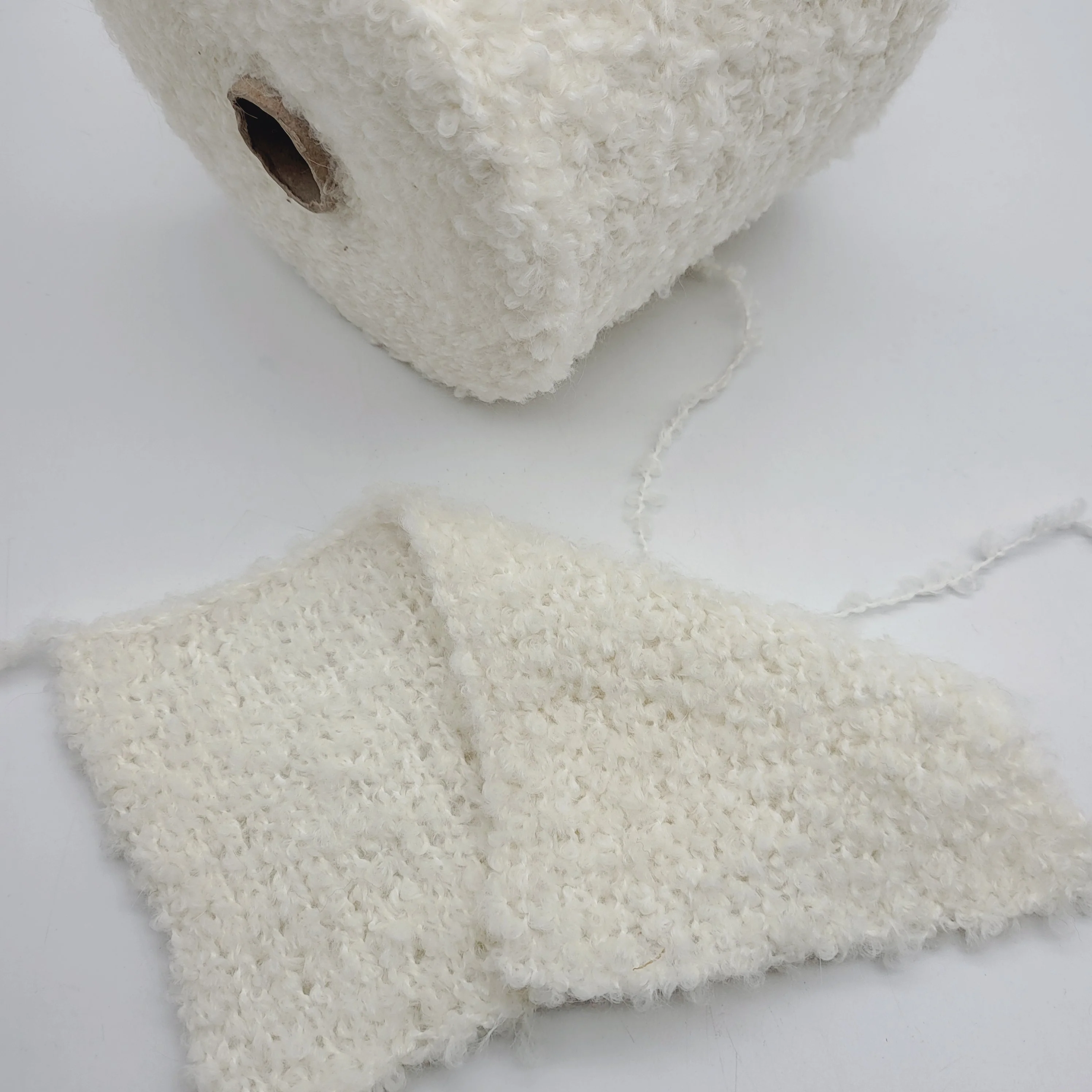BOUCLE YARN - Image 3