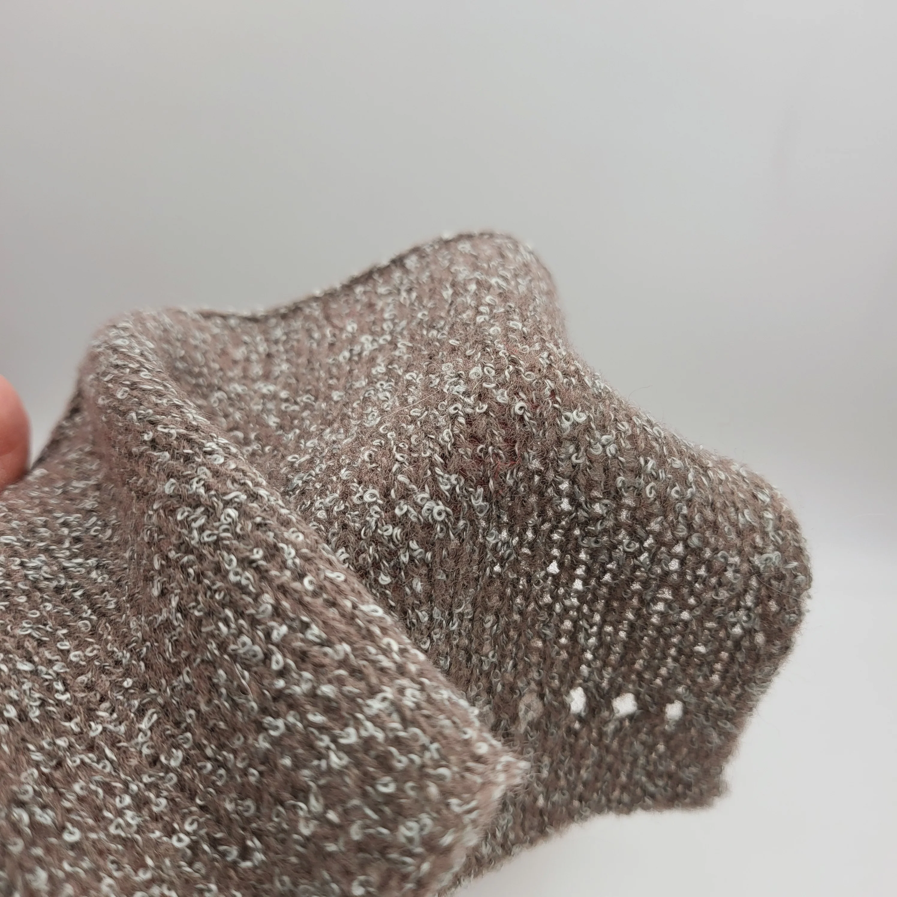 FINE BOUCLE YARN - Image 4