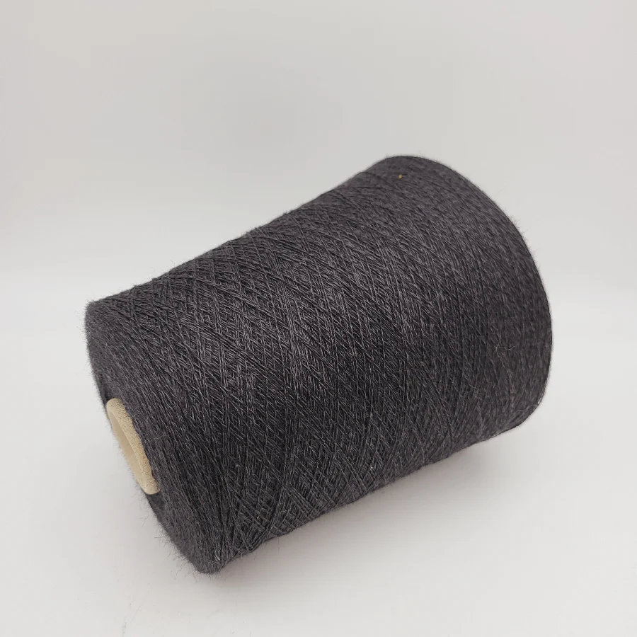 MERINO AND COTTON YARN