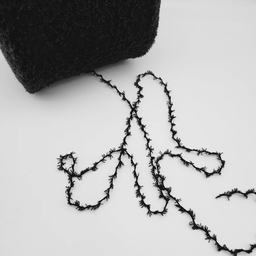 MERINO BOUCLE YARN - Image 2