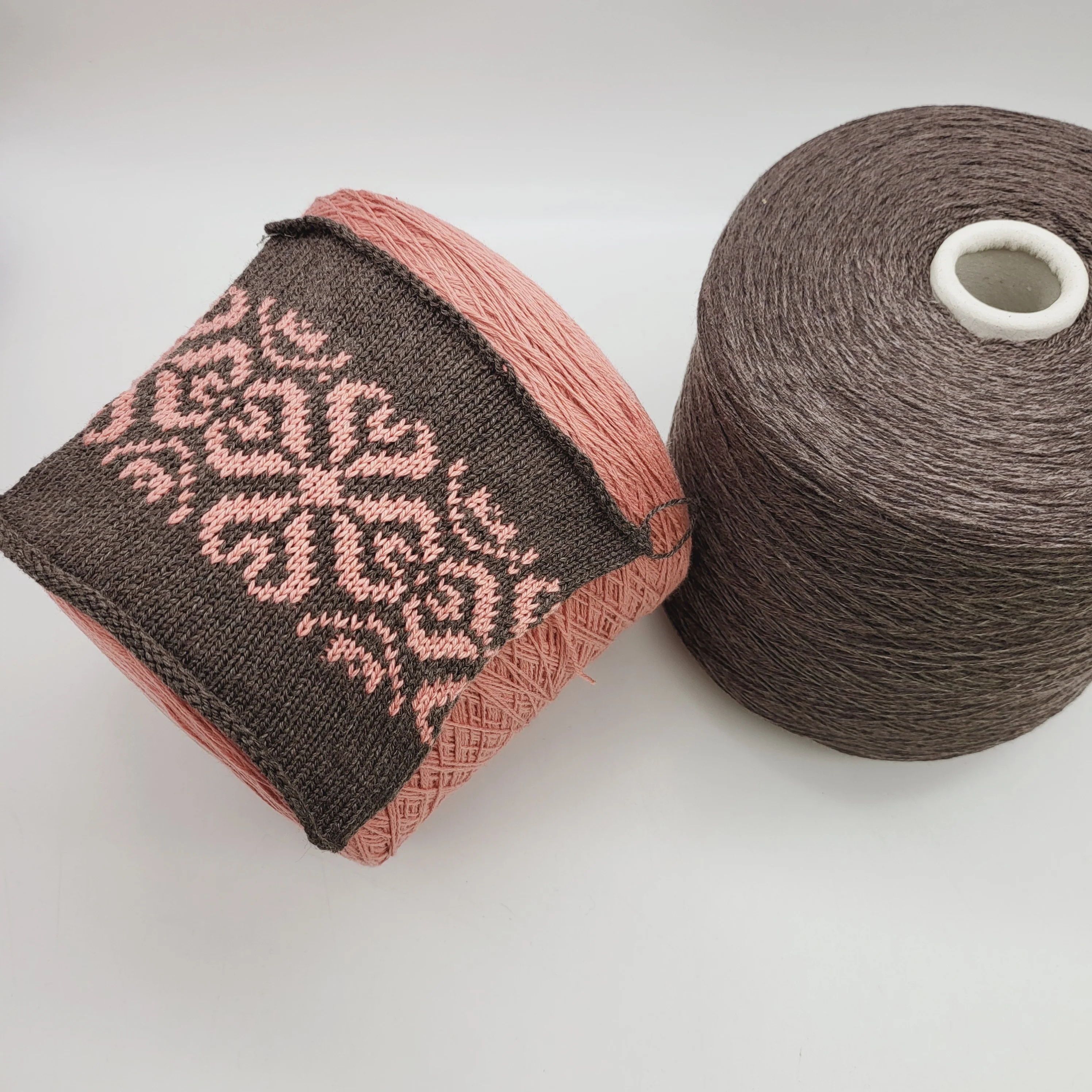 MERINO, SILK MIX YARN - Image 2