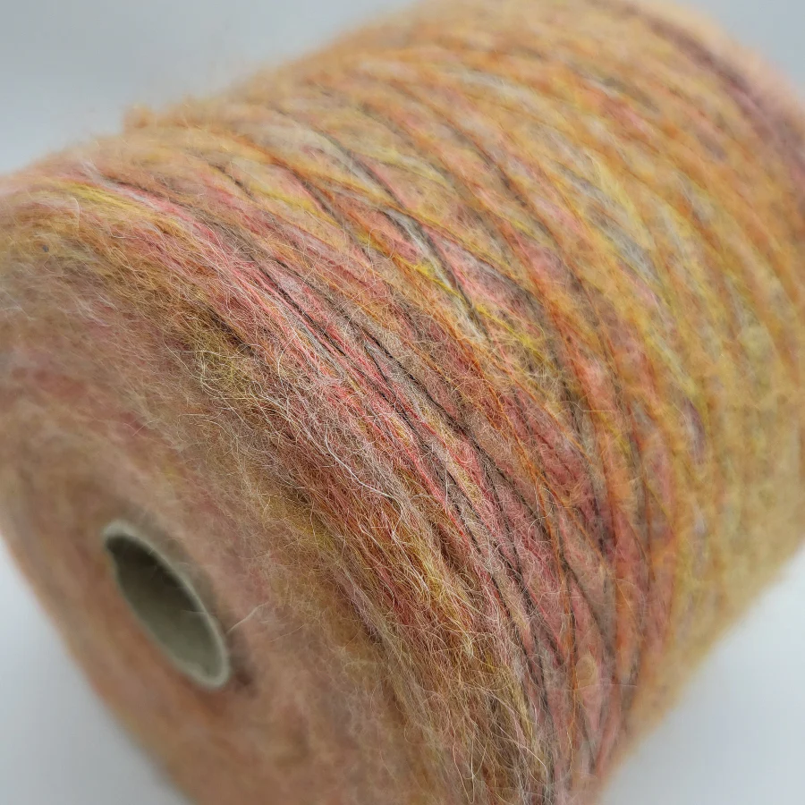 SUPER KID MOHAIR AND BABY ALPACA YARN - Image 2