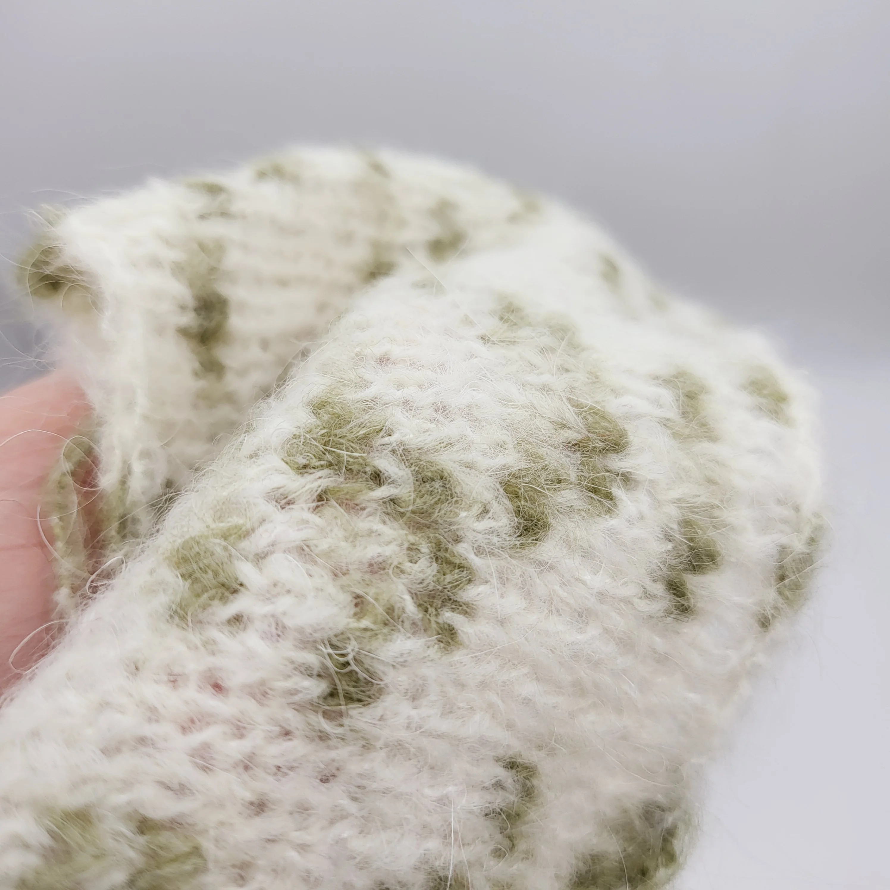 SUPER KID MOHAIR WITH ELASTAN - Image 4